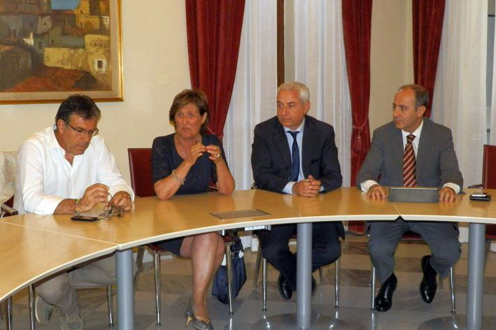 ConStampaCentrodestrasecondaseduta
