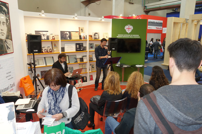 ReadingCastieMeddaArrogalla