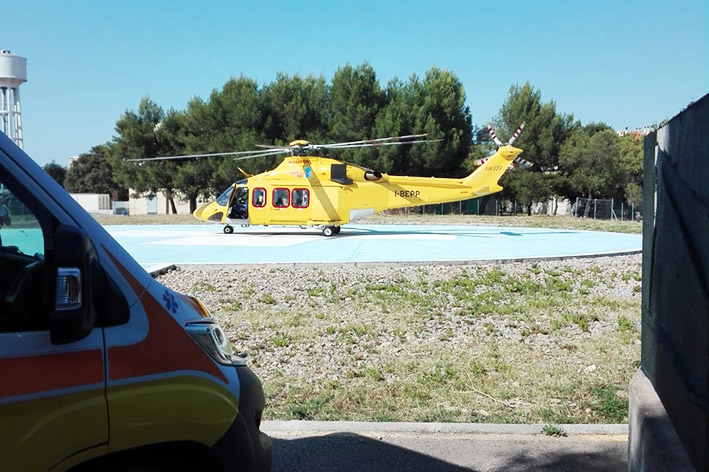 AmbulanzaelicotteroelisuperficieSassari